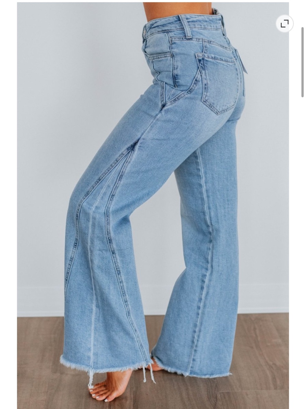NWT Vervet Olivia Wide Leg Jeans Light Bombshell Wash 27